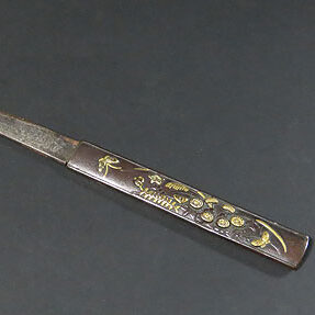 滋賀県大津市のお客様より骨董品出張買取で金工作品の刀装具を買取ました
